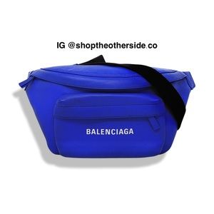 Balenciaga Everyday Belt Bag in Blue